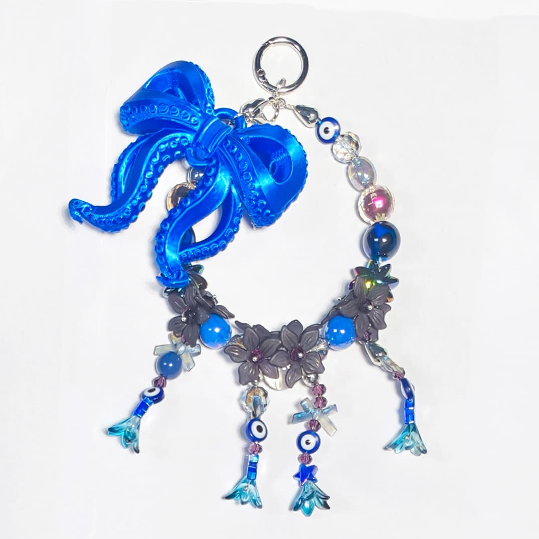 Octopus Sea Witch for Bracelet/Hanging/Pen - Open in live