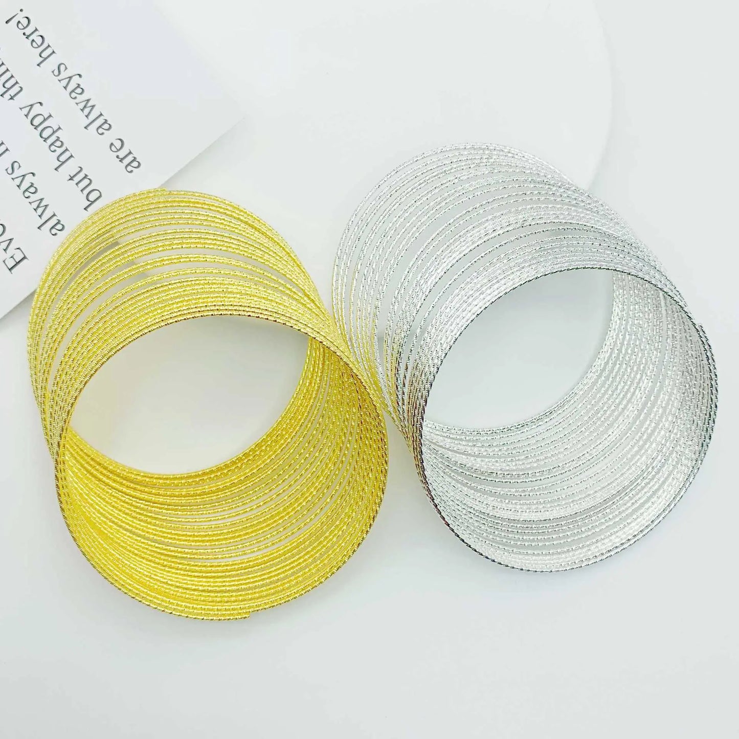 【Offline-Packing】Engrave Figures Coil for Car Hanging/Hanging