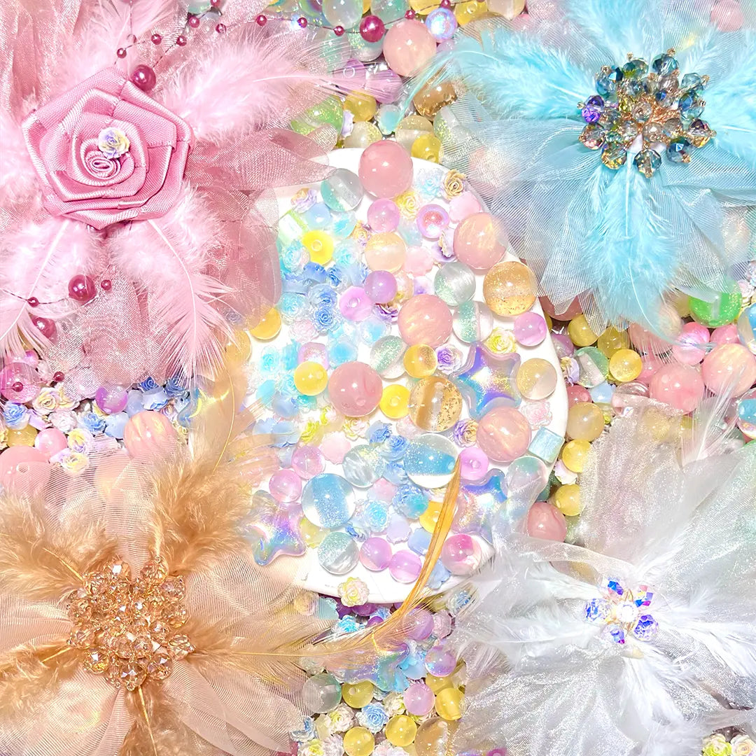 Macaron Manuscript for Key/Phone Chain/Bracelet/Hanging- Open in live