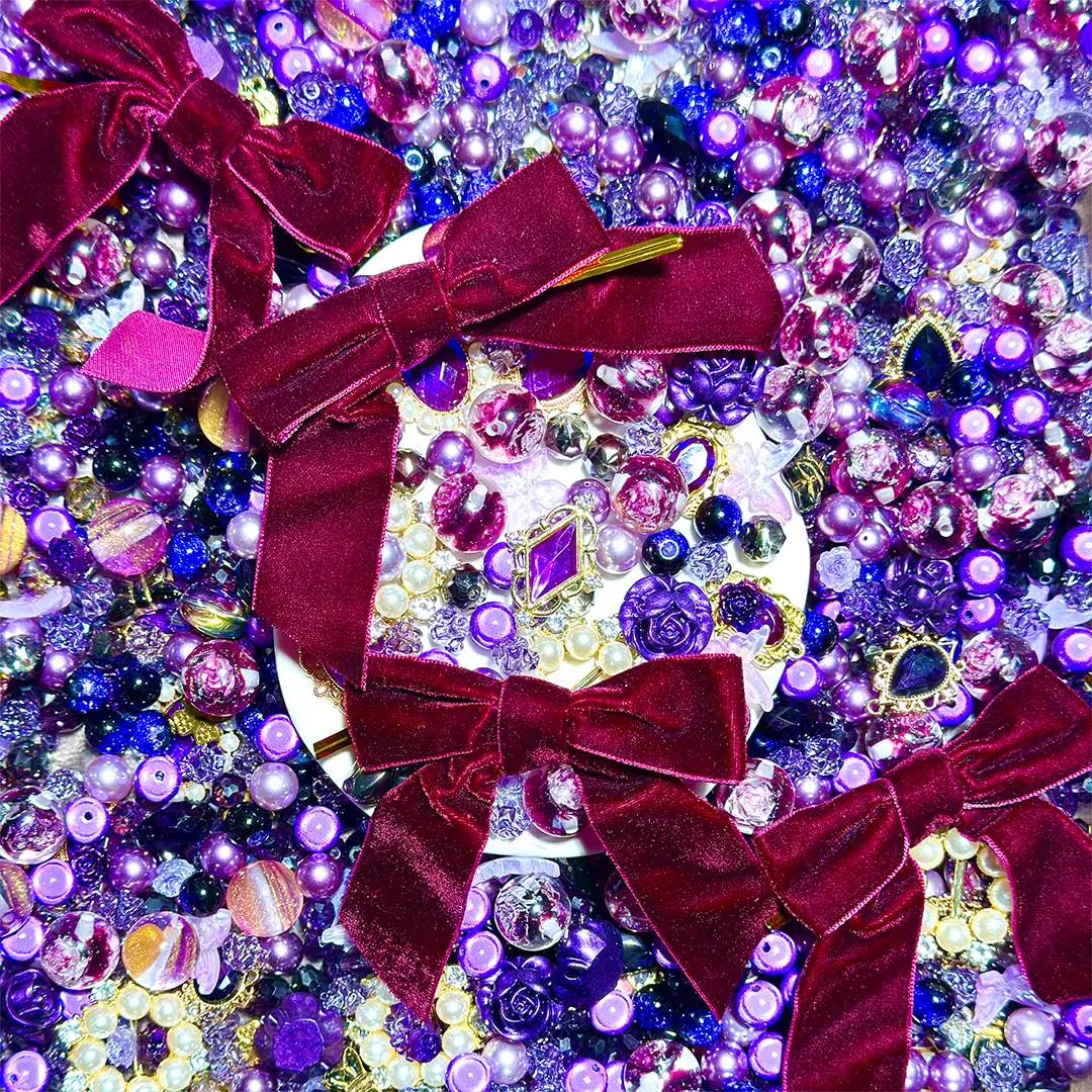 Clementine Violet for Key/Phone Chain/Bracelet/Hanging- Open in live