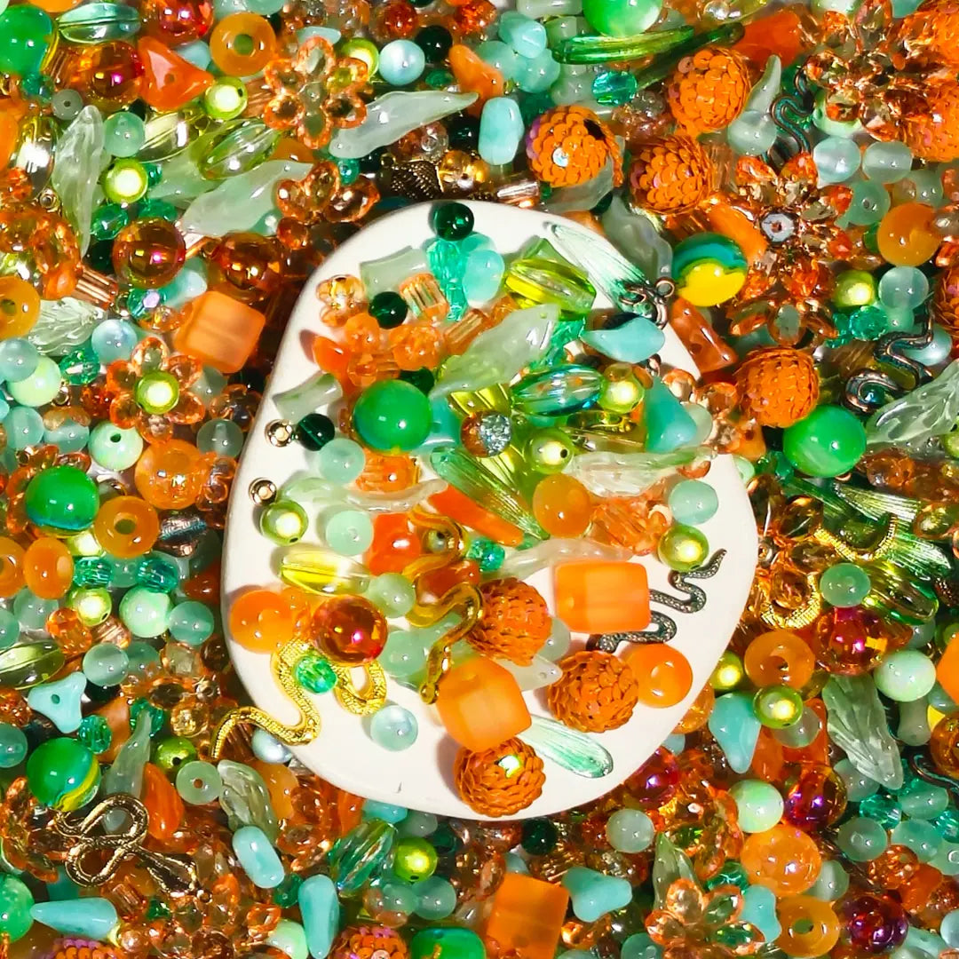 [New Arrival +1 Scoop]Jade & Orange Spirit Snake for Pen/Bracelet/Hanging - Open in live