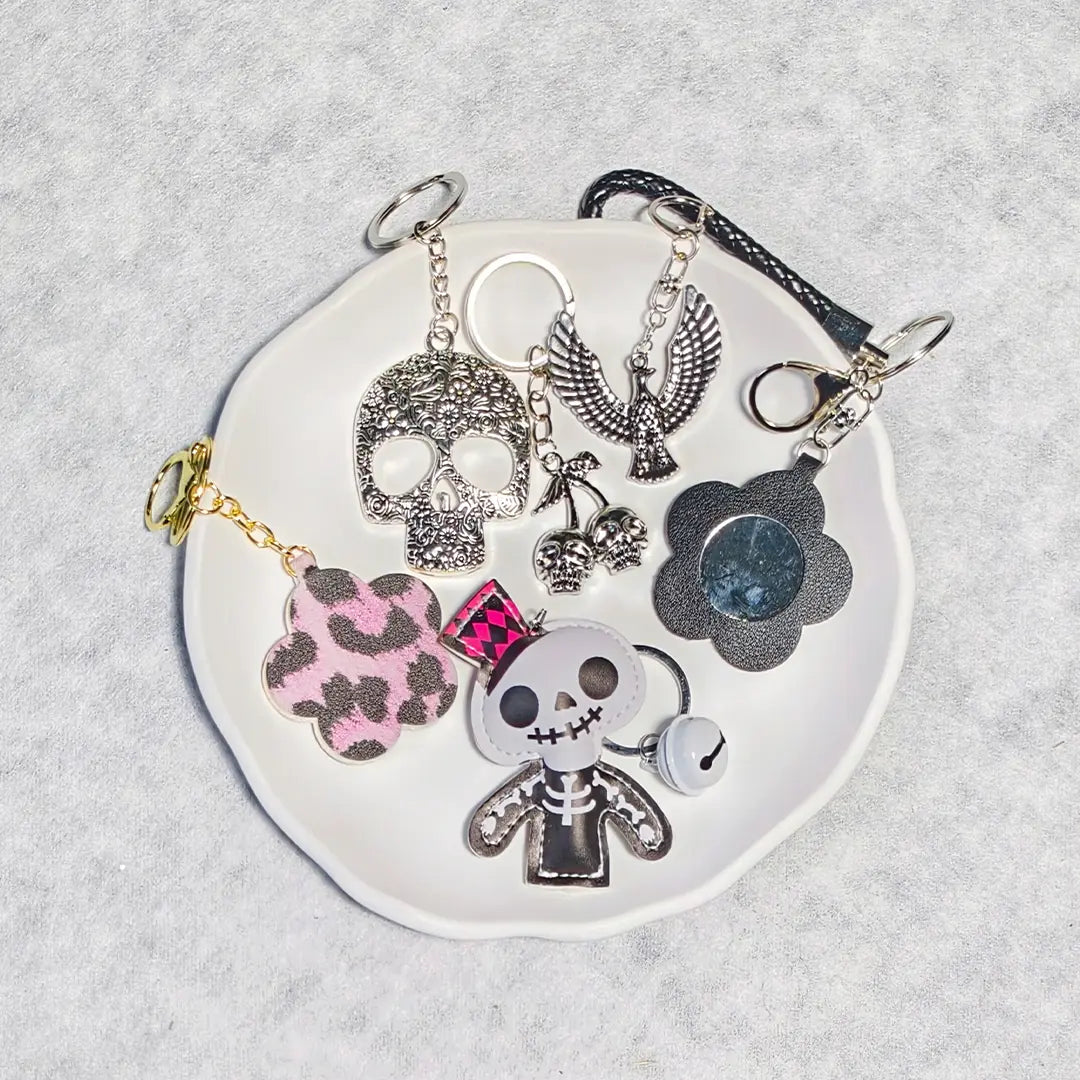 [Pre-sale][Festive Renew] Keychain Loops Blind Bag for Keychain/Phone chain- Open in live
