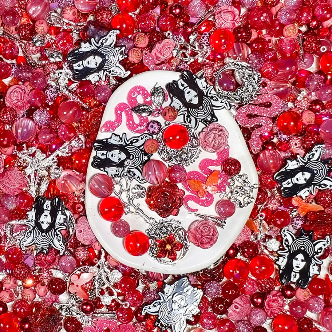 Scarlet Silver Priestess for Bracelet/Pen/Hanging- Open in live