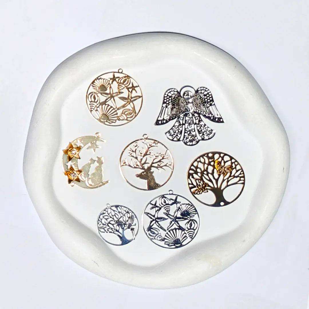 【Renew】Sun Catcher Metal Accessories Blind Bag for Sun Catcher - Open in live
