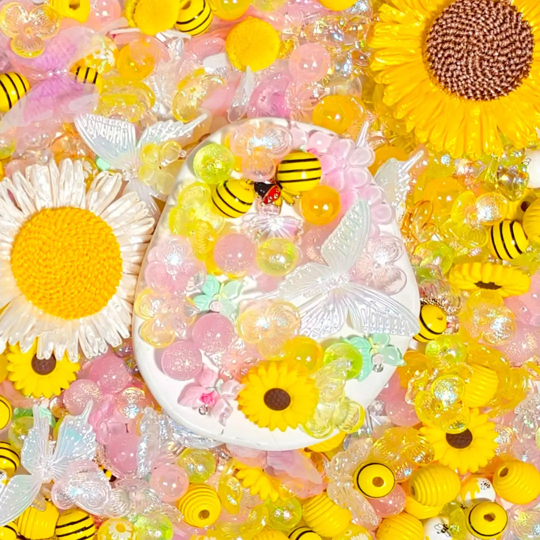 [New Co-creation with Anita] Bug & Flower Wonderland for Pen/Hanging- Open in live