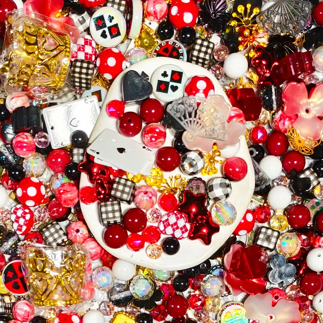 [New Arrival+1 Scoop] Red Queen for Bracelet/Hanging/Pen - Open in live