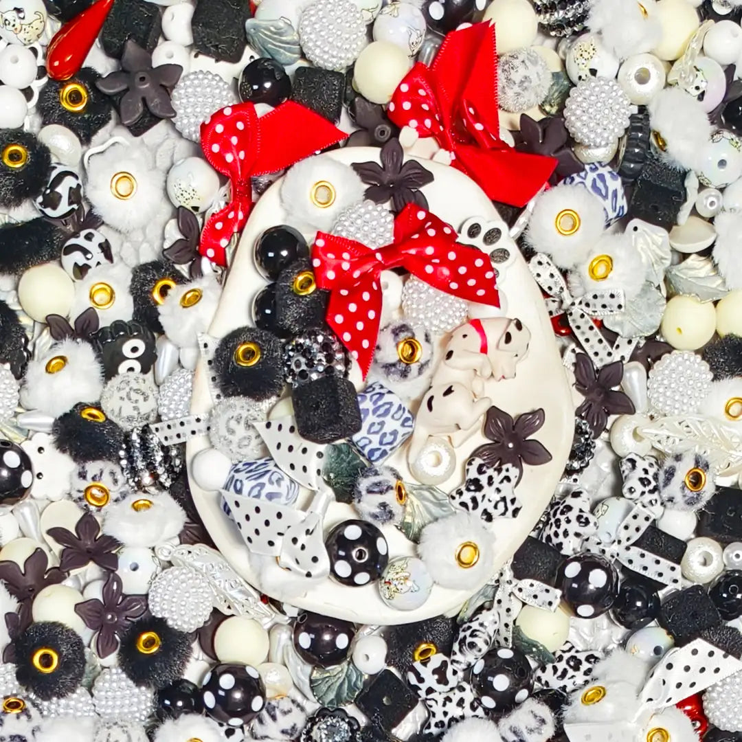 [New Arrival+1 Scoop] Dalmatian Witch for Hanging/Pen - Open in live