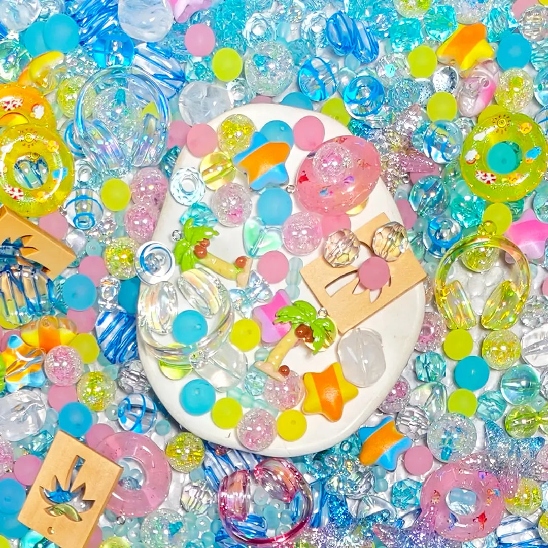[New Arrival] Beach Getaway for Bracelet/Hanging/Pen - Open in live