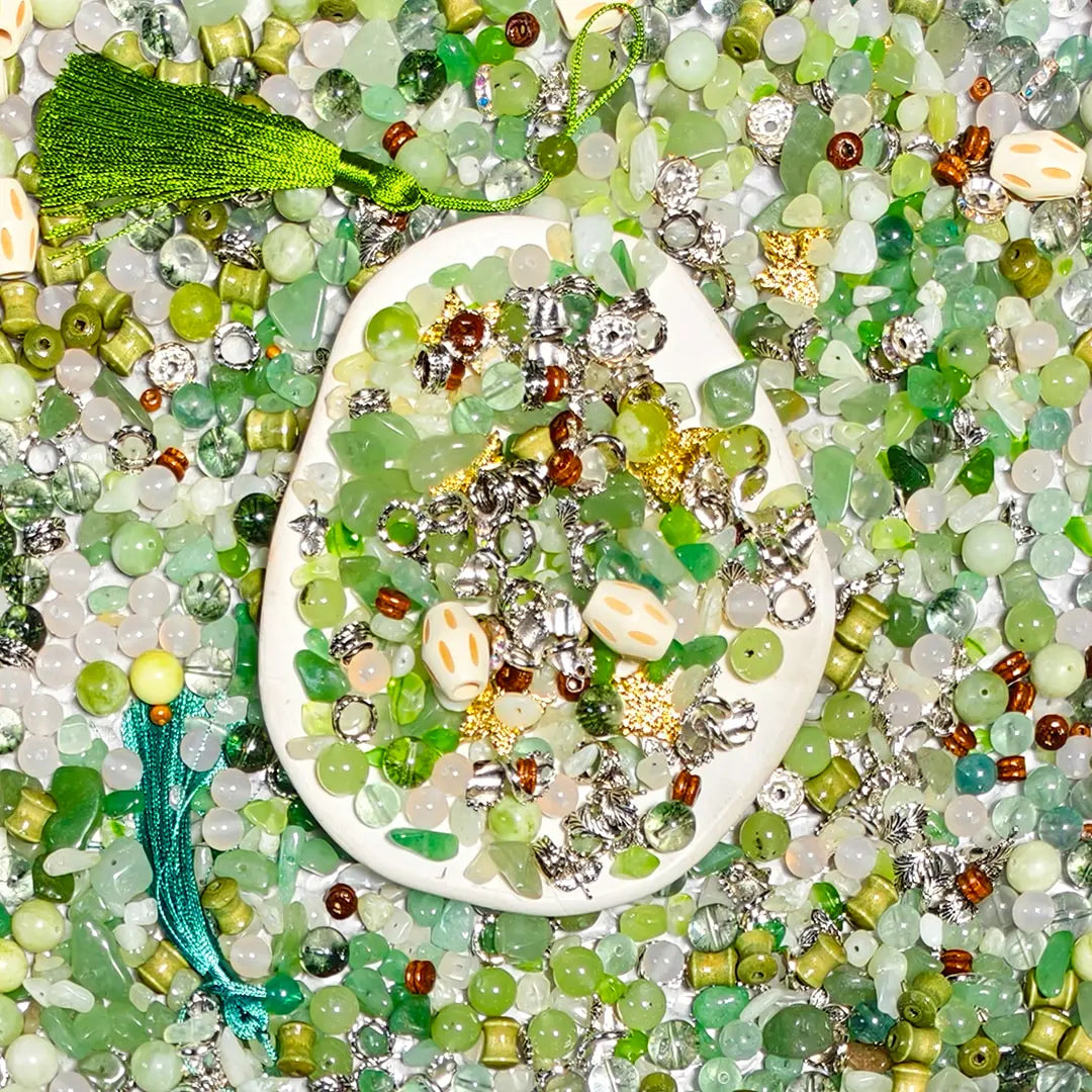 [New Arrival+1 Scoop][Crystal] Emerald Enchantment for Bracelet/Hanging - Open in live