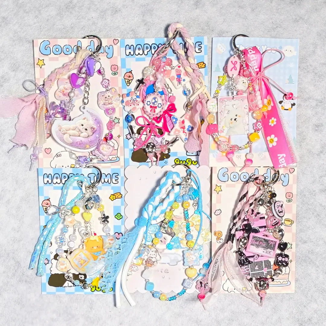 [New Arrival+10% Extra] Embossed Phone Chain Blind Bag - Open in live