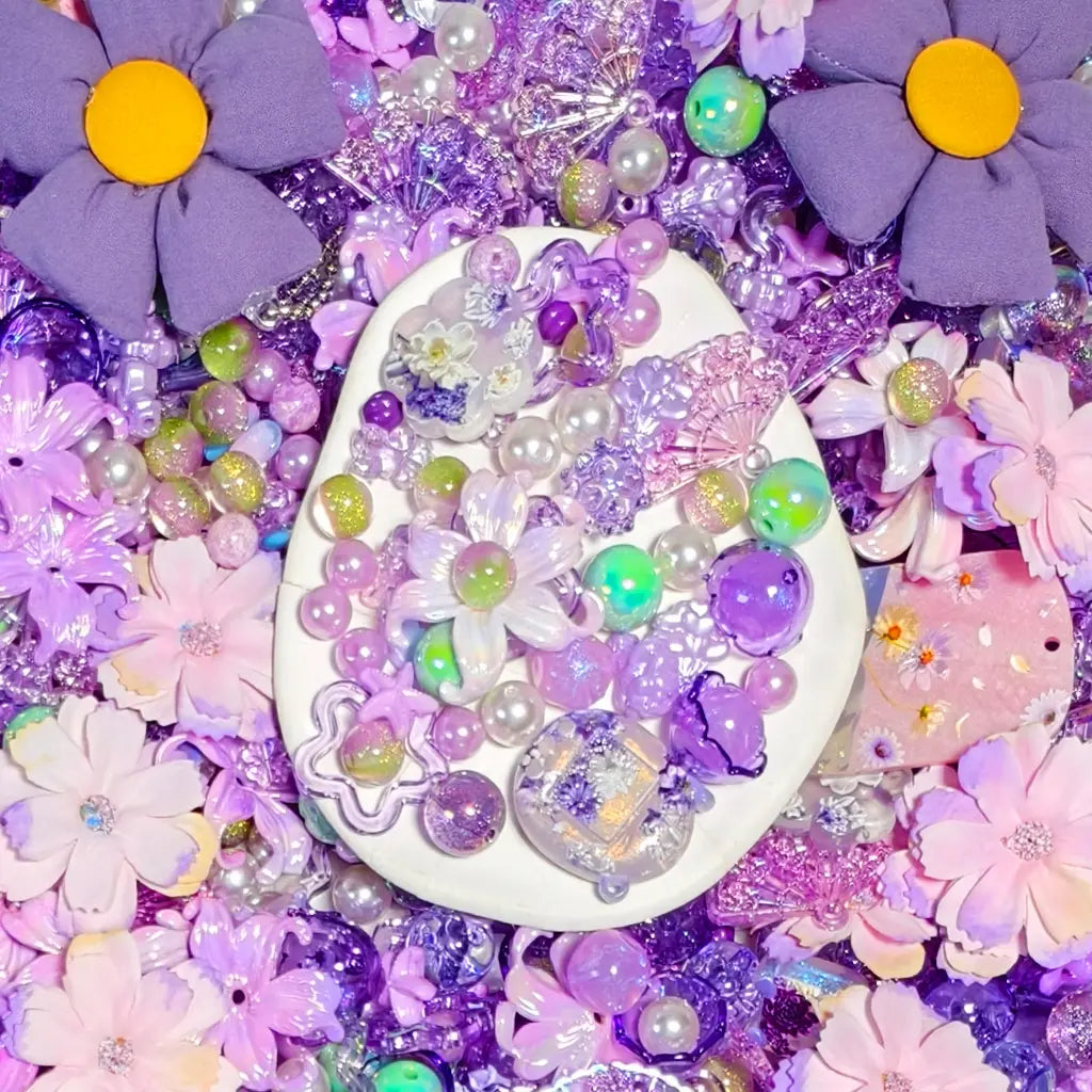 [New Arrival+2 Scoops] Wisteria in Spring for Bracelet/Hanging/Phone Chain/Pen - Open in live