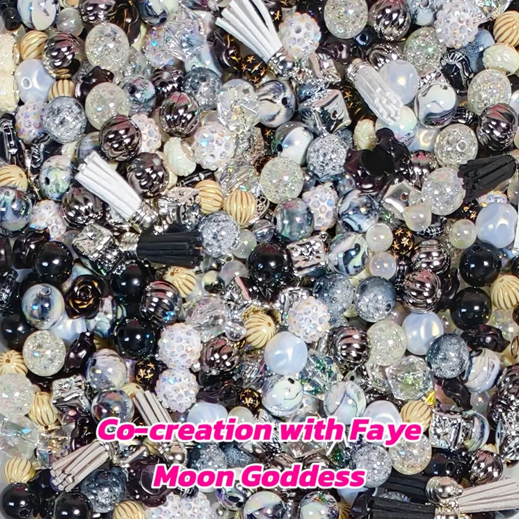 [New Arrival +1 Scoop] [Co-creation with Faye] Moon Goddess for Bracelet/Hanging/Pen - Open in live