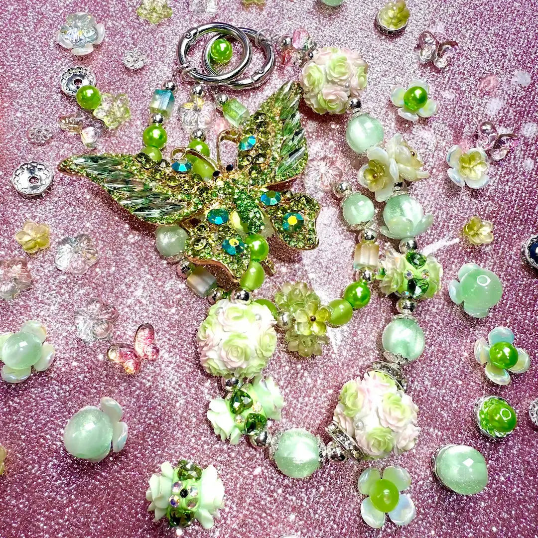 【Pre-Sale】Emerald Whimsy  Mix for Beadable Pen/ Keychain - Open in Live
