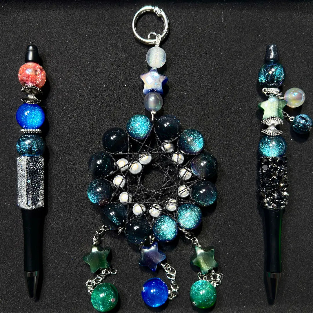 🔥【 Half Bogo+1 Bottle】Nadia‘s Mystery Galaxy Mix for / Key /Phone Chain/Bracelet - Open in live
