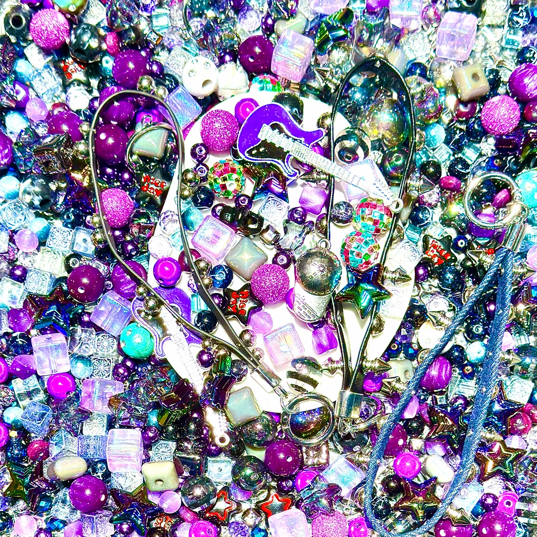 【Master】Retro Rebels for Bracelet/Key/Phone Chain/Pen- Open in live