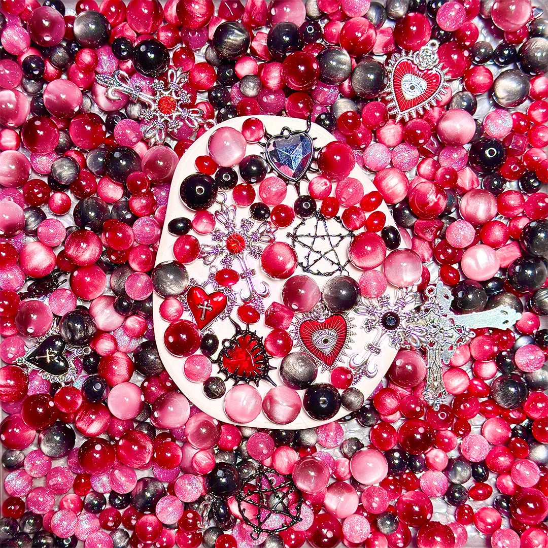 Scarlet Veil for Bracelet/Phone Chain- Open in live